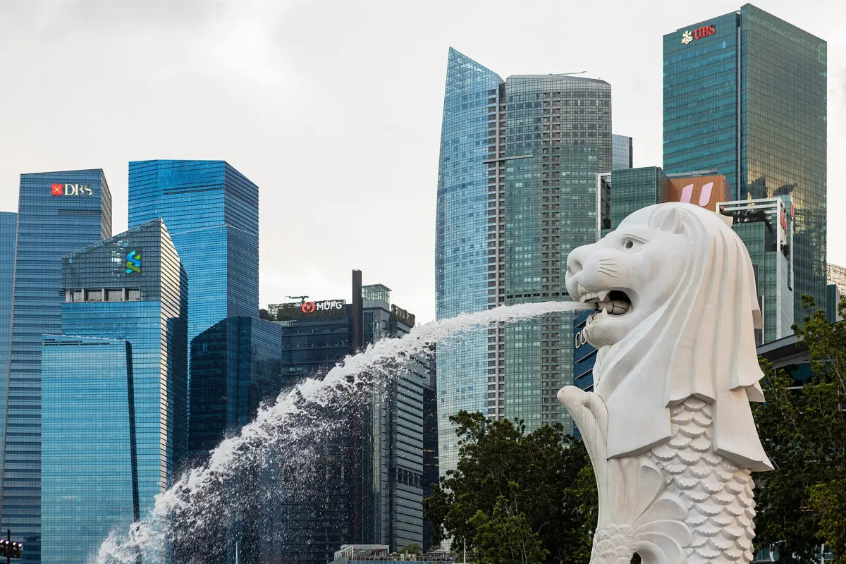 The Merlion fountain in Merlion Park